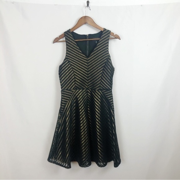 Mossimo Sleeveless Black And Gold Dress Size M - Picture 1 of 13